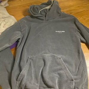 “talentless” circle hoodie